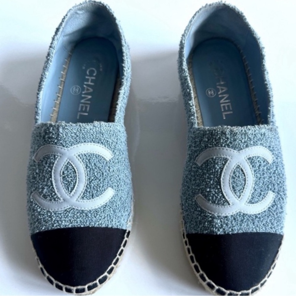 CHANEL Fabric Grosgrain CC Espadrilles 38 Blue Light - Picture 3 of 9